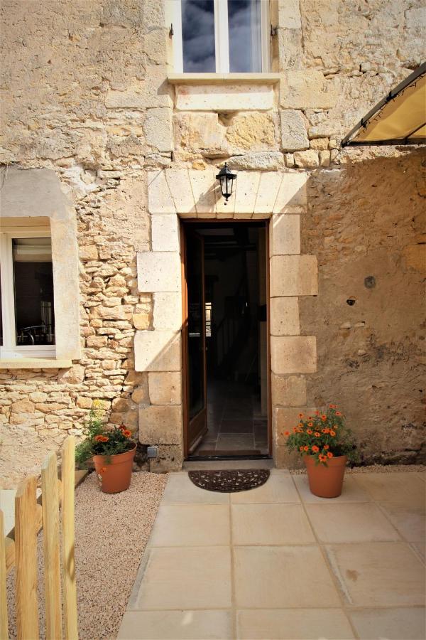 Joli Gite Pour 5 Personnes : Chez Cherrie Saint-Julien-de-Lampon 外观 照片
