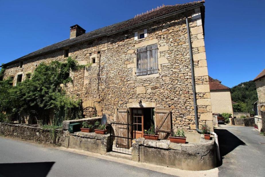 Joli Gite Pour 5 Personnes : Chez Cherrie Saint-Julien-de-Lampon 外观 照片