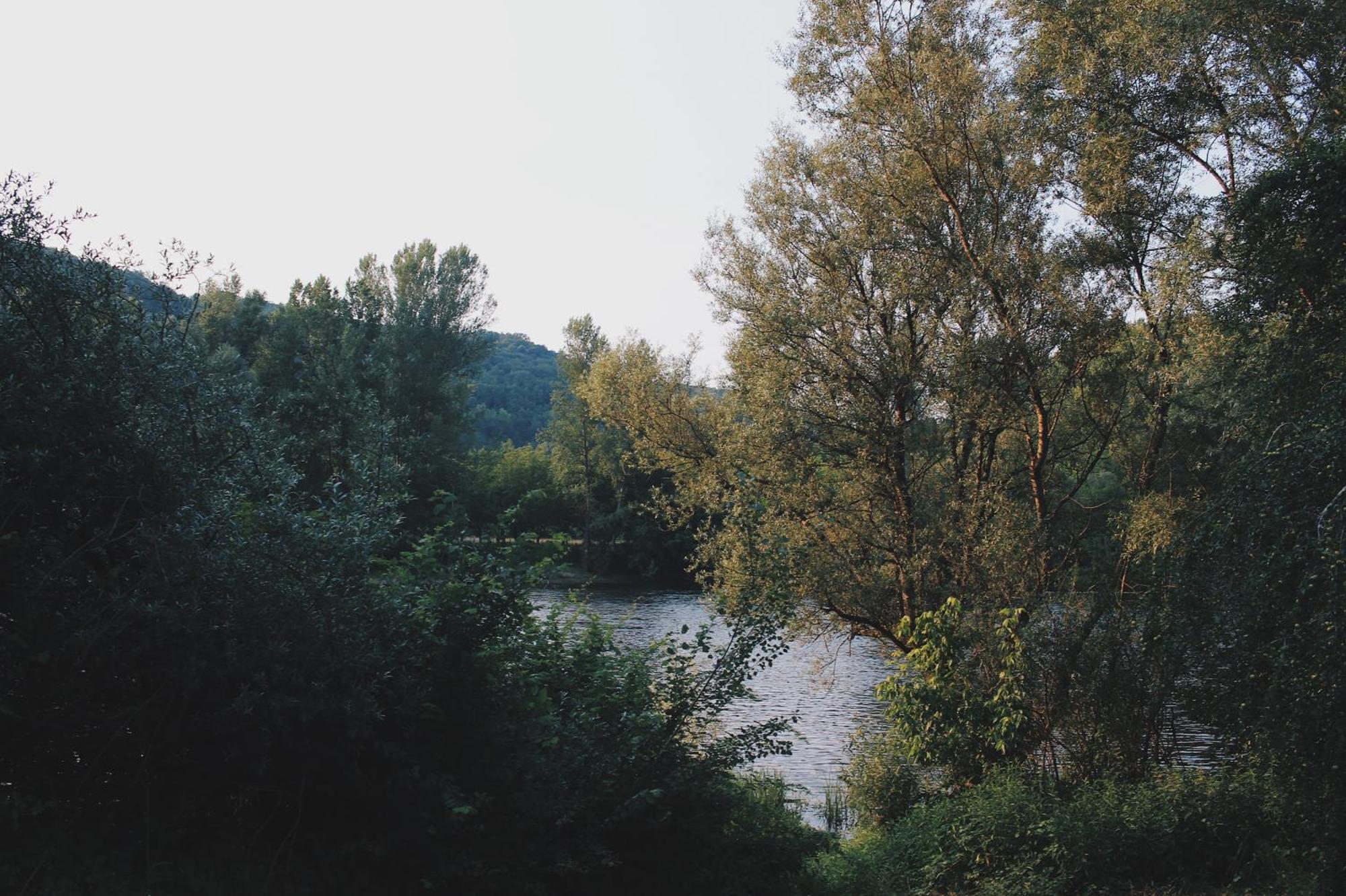 Joli Gite Pour 5 Personnes : Chez Cherrie Saint-Julien-de-Lampon 外观 照片