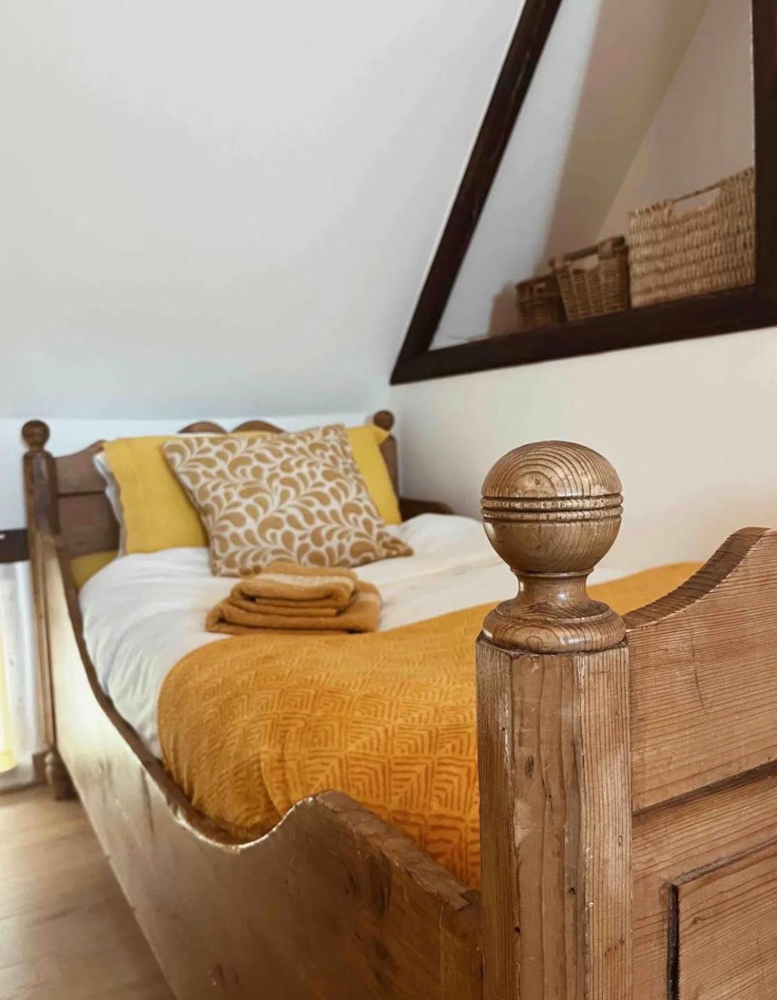 Joli Gite Pour 5 Personnes : Chez Cherrie Saint-Julien-de-Lampon 外观 照片