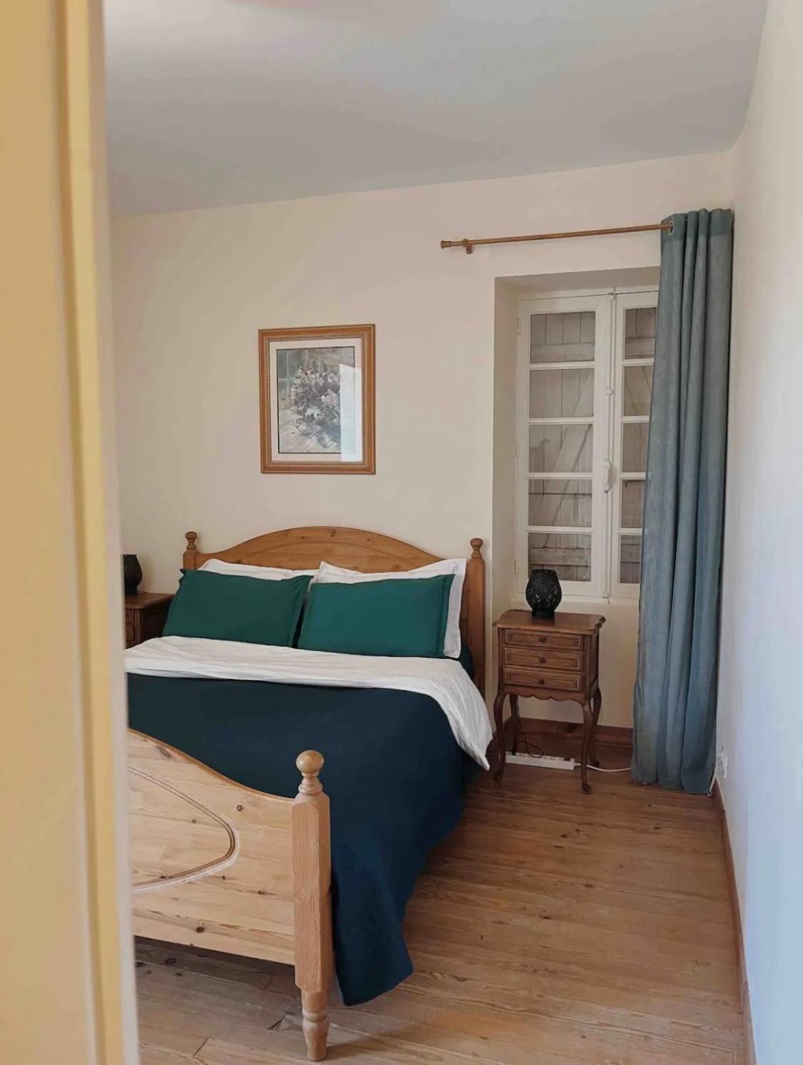 Joli Gite Pour 5 Personnes : Chez Cherrie Saint-Julien-de-Lampon 外观 照片
